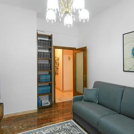 1 Bedroom Amazing In アパート *