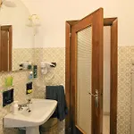 Appartement 1 Bedroom Awesome In *
